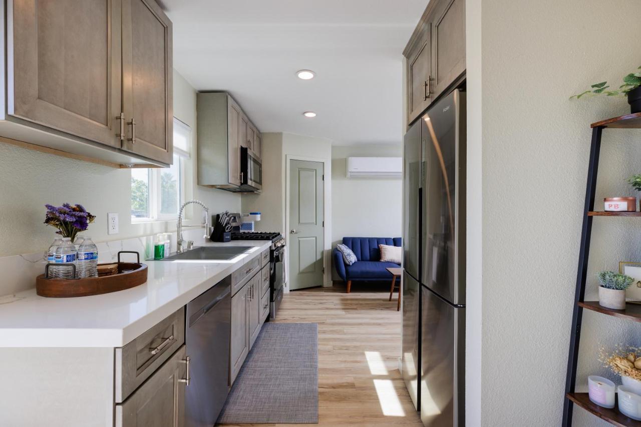 Вилла Cozy And Quiet Front House Фонтана Экстерьер фото