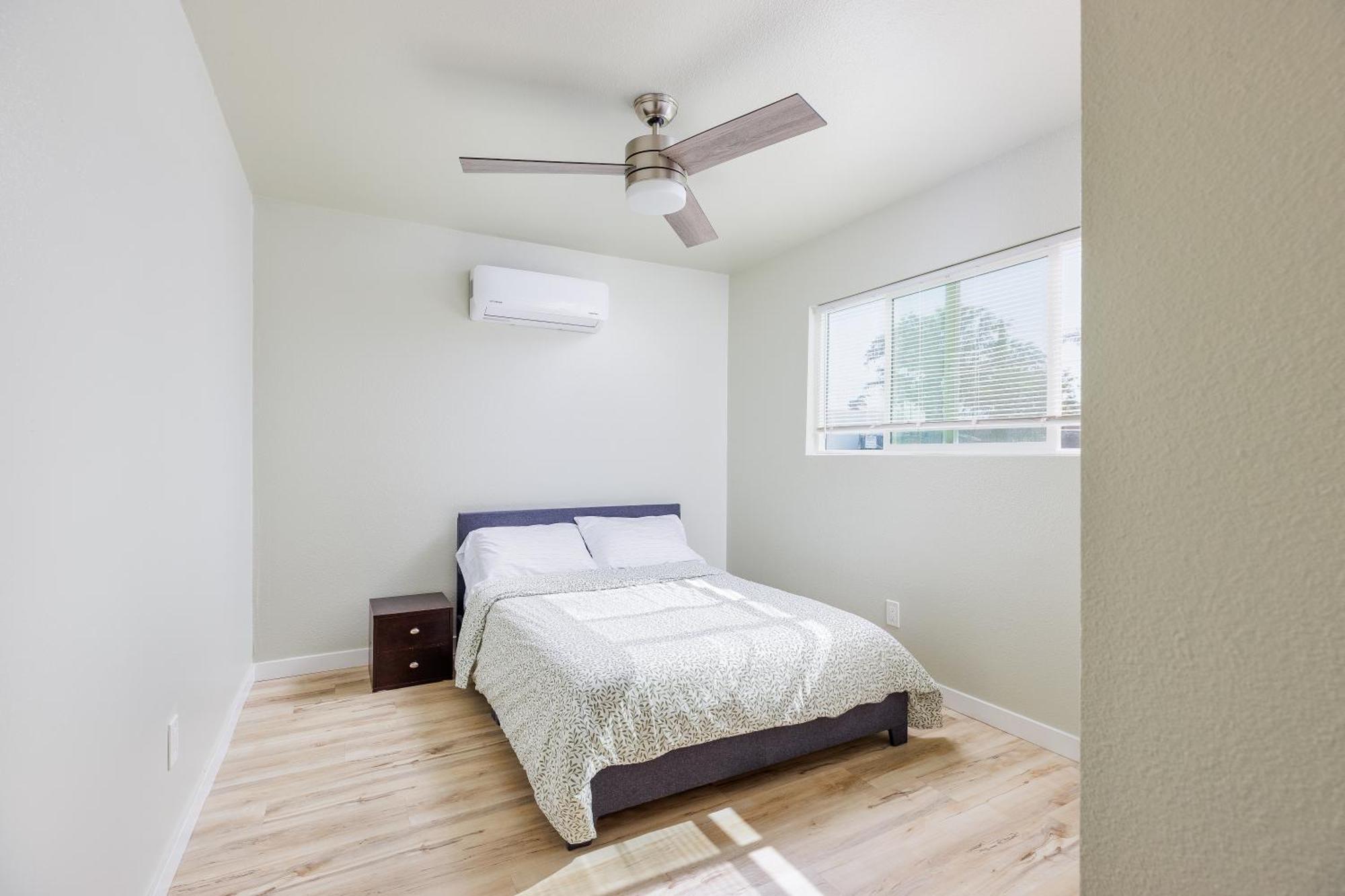Вилла Cozy And Quiet Front House Фонтана Экстерьер фото